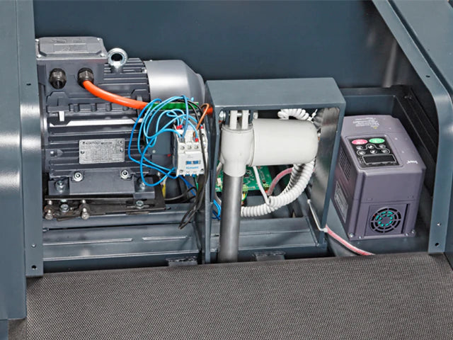 Cinta de correr deportiva y médica CardioMed CMT 26-73